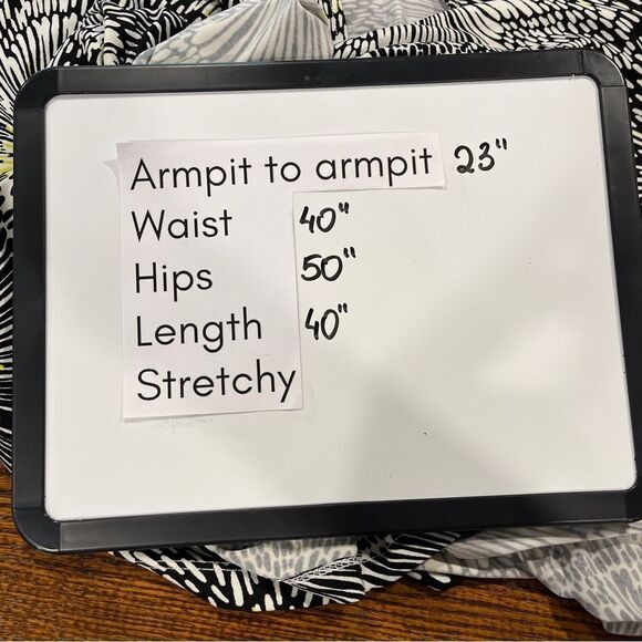 Apt. 9 Black and White Sheath floral plus size Dress size 1X - Picture 10 of 15